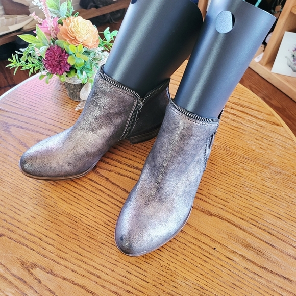 Lucky Brand Charcoal Ankle Booties - Picture 3 of 7